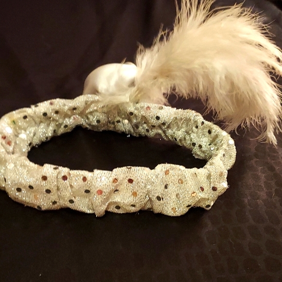 1920s era style Flapper Headpiece and silver and white - Picture 2 of 4